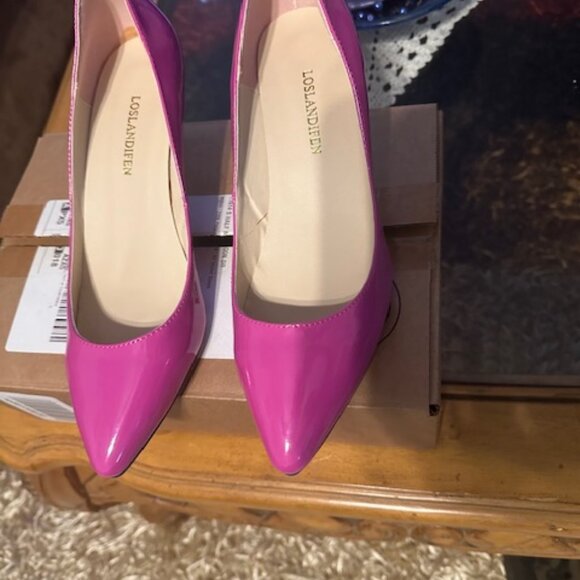 Heels - Picture 1 of 4